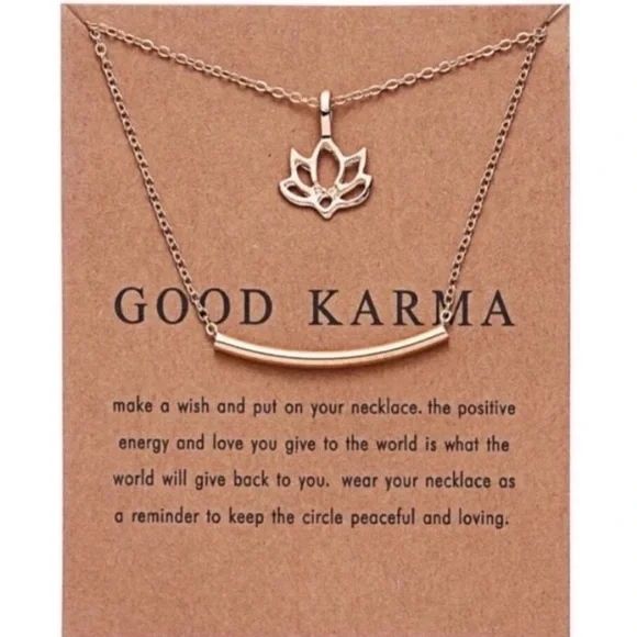 Gold lotus necklace - Picture 4 of 8